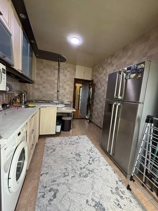 2-комн квартира, 68 м², 7/8 этаж (вторичка) — фото 3