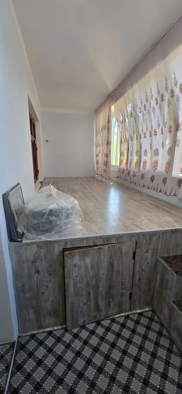 Qarshi shaharda 4 xonali uy srochna sotiladi. 8