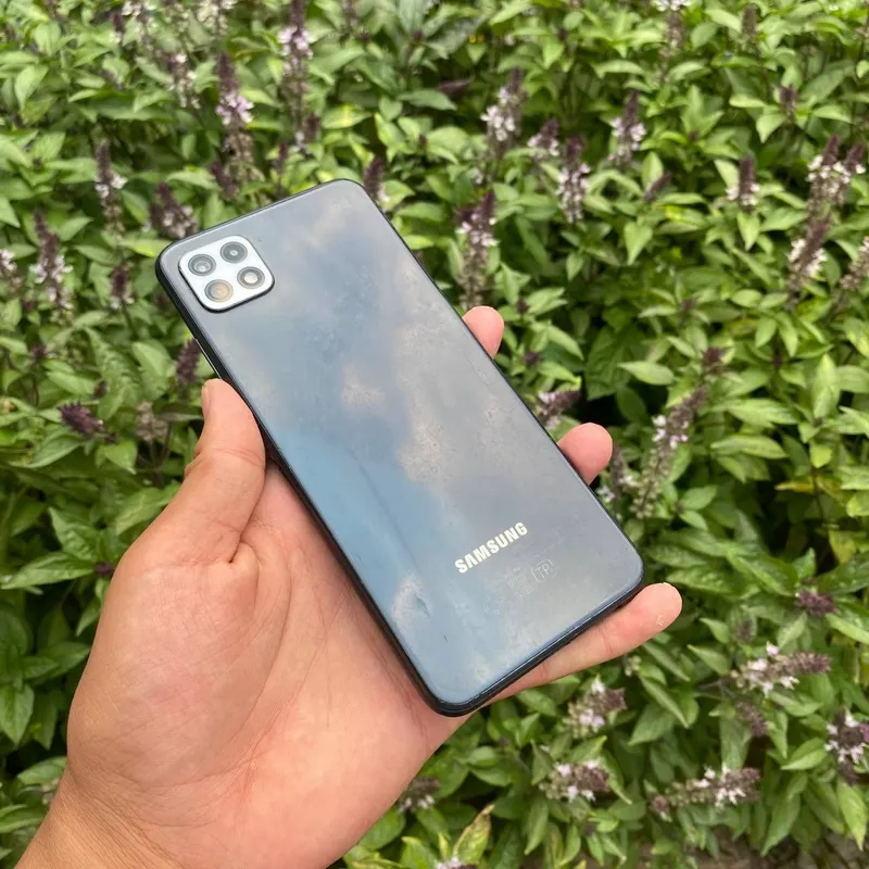 Samsung Galaxy S22 5G sotiladi 1