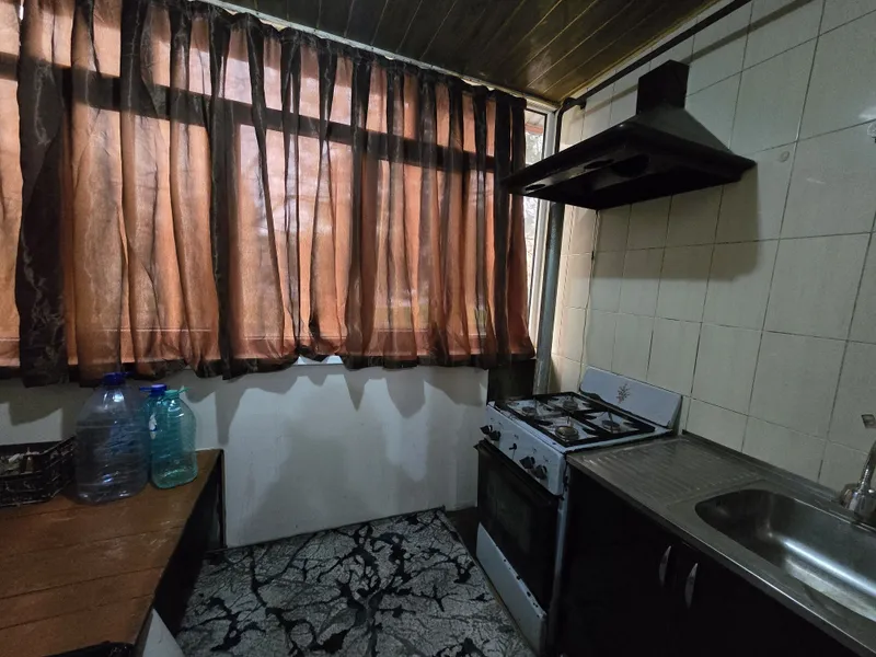 Zudlik bilan frunze massifda 2xonali kvartira ijaraga beriladi 6
