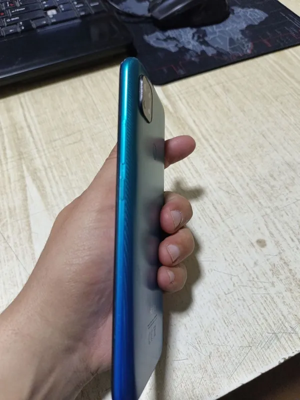 Smartfon sotiladi Redmi 9C 5