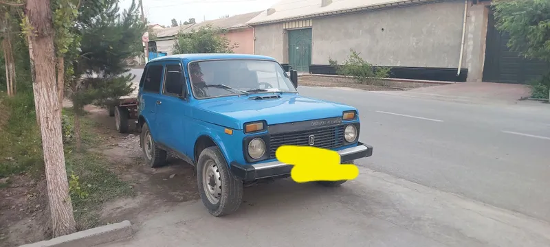 Niva sotiladi 4x4