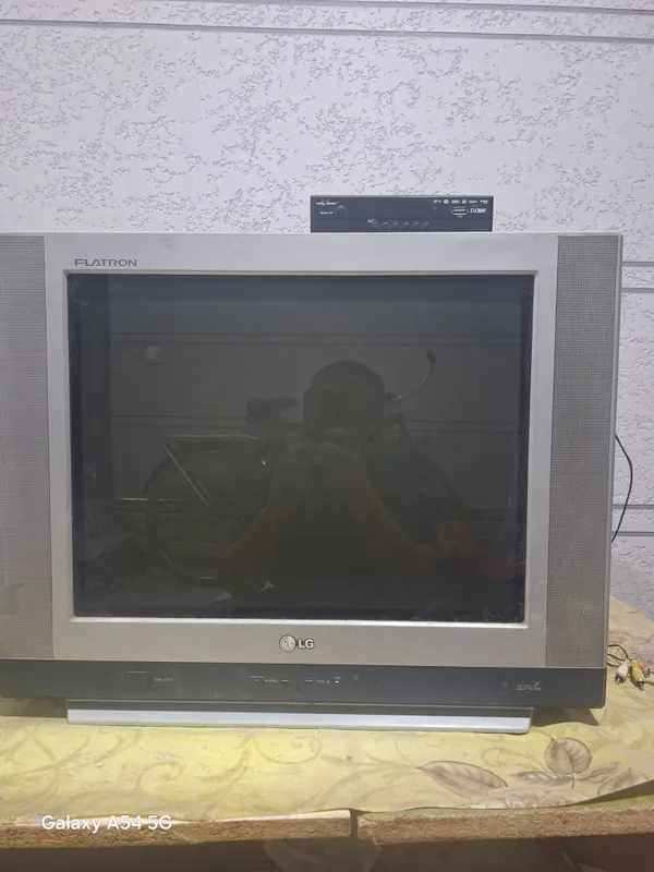 LCD телевизор с тюнером продам за 200 тысяч LCD телевизор с тюнером продам за 200 тысяч