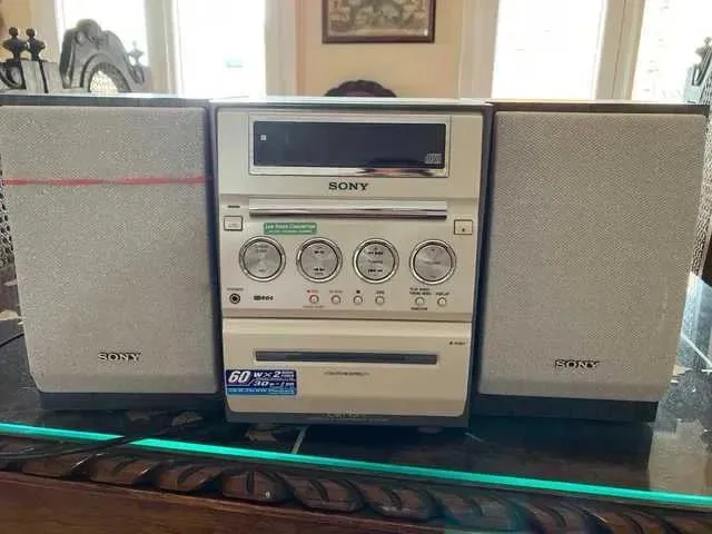 Музцентры Sony MHC-VX555 и Sony cmt-gp5 — фото 2
