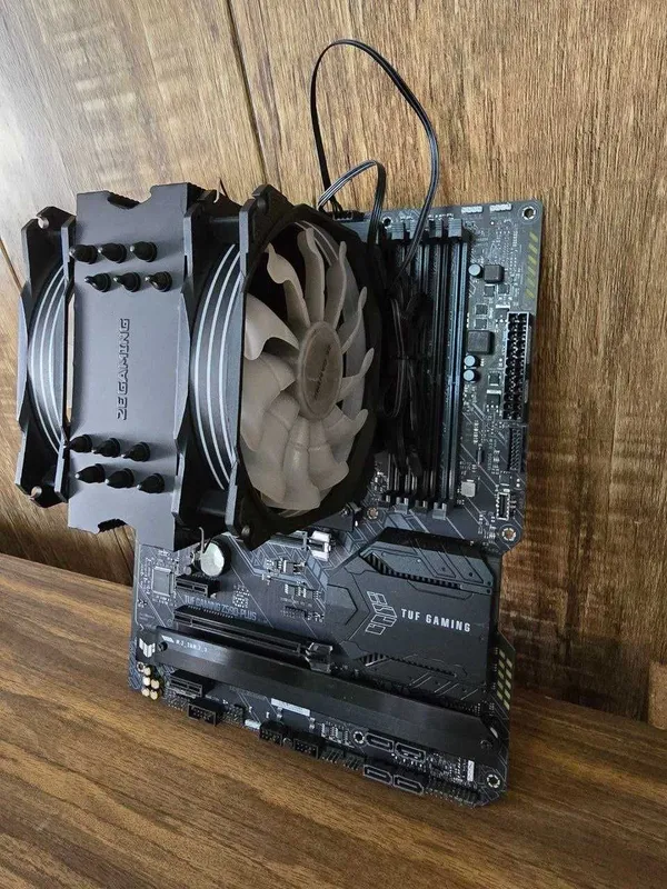Asus Tuf Gaming Z590-PLUS/i5 11400f/2E Gaming Cooler 2