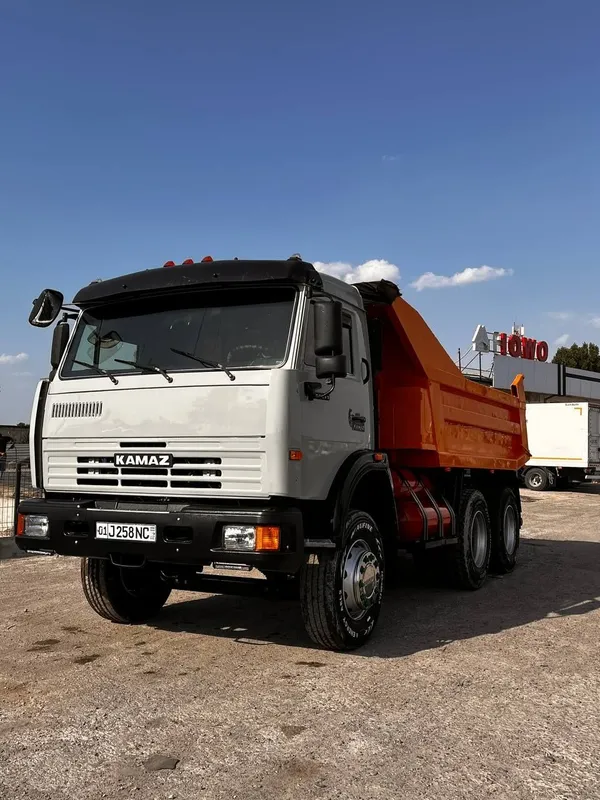 Kamaz sotiladi yili 1996 hamma joyi qlingan 360 kamera 1