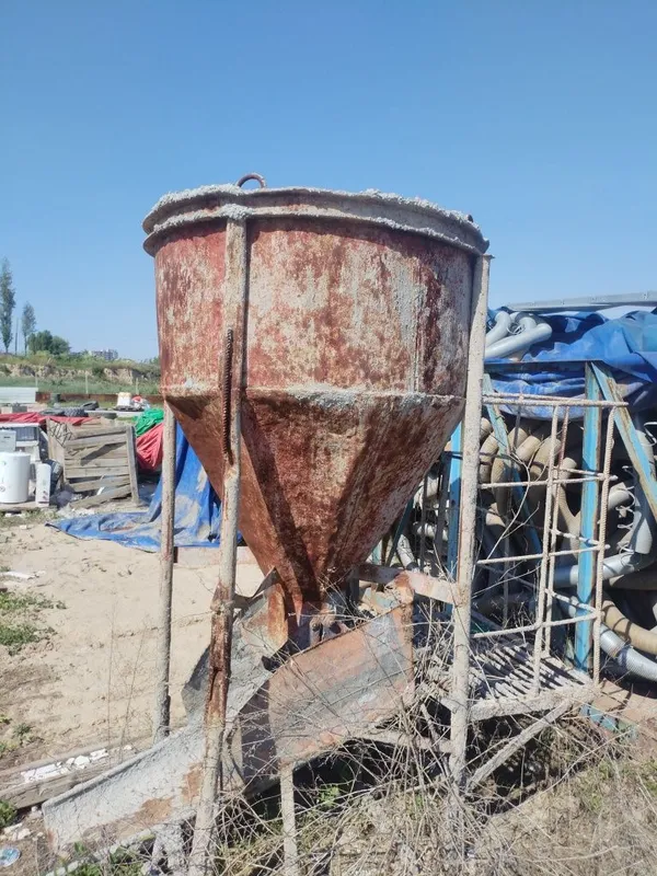 Beton quyish kolokolchik 1 m³ (badiya) – kran uchun, mustahkam temir ? — фото 4