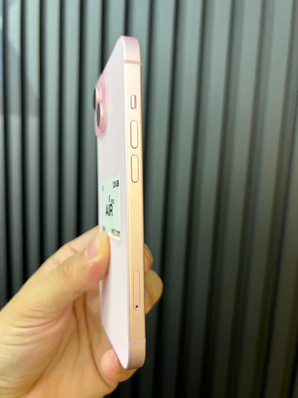 iPhone 15 3 iPhone 15 3