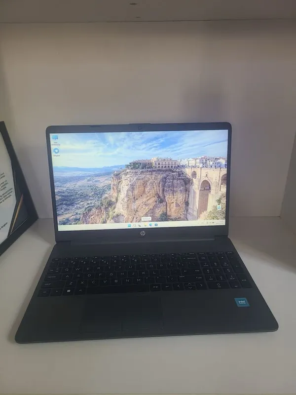 HP 250 G9 15,6 в отличном состоянии 1 HP 250 G9 15,6 в отличном состоянии 1