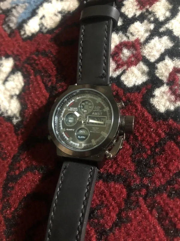 Soat AMST mexanik fosforli spartivniy soat 320.000