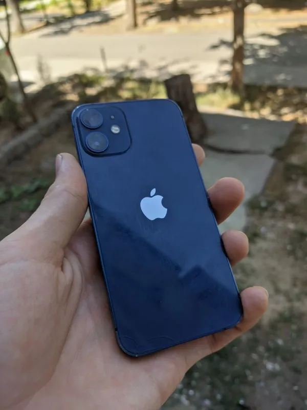 Продам iPhone 12 mini все родное 2
