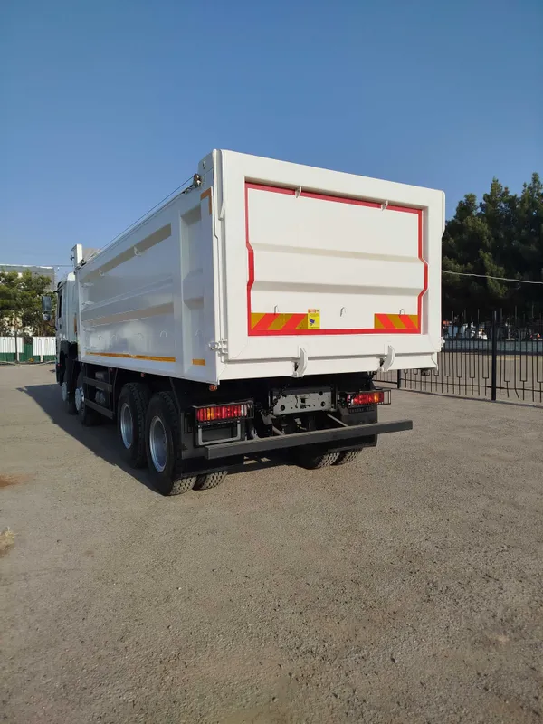 Автосамосвал Howo 8x4 на метан газе 40 тонна новый счет справка — фото 4