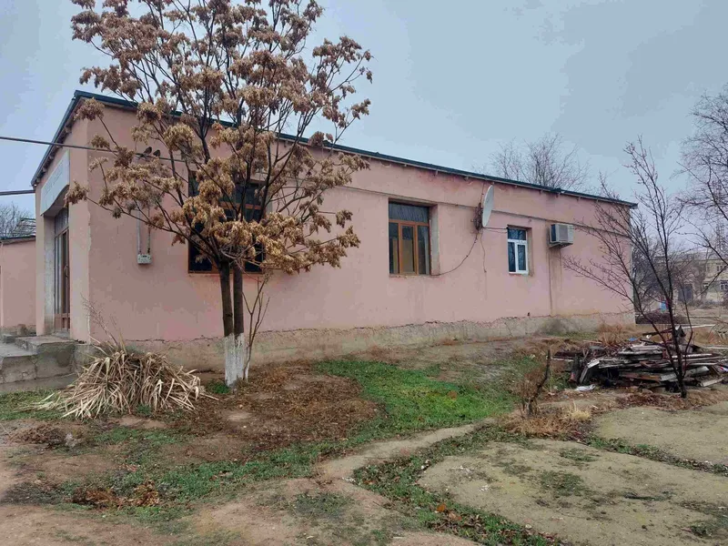 Кучмас мулк. Бино, Нежилое здание