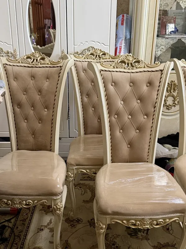 Стол и стул сотилади Арзонга — фото 1