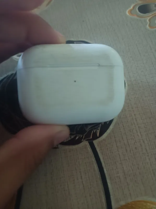 Airpods pul zarur boʻlgani uchun sotyapman 150ming