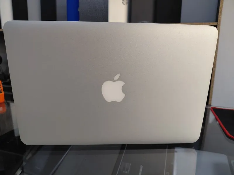 Macbook air intel i5 3 Macbook air intel i5 3