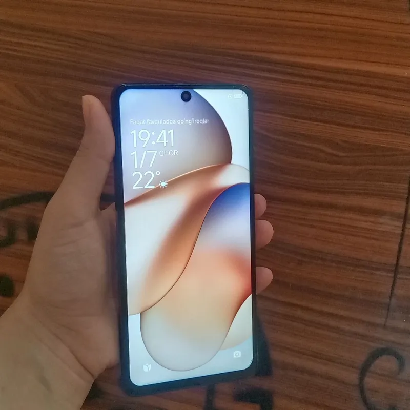 📱Redme Note 13 Pro 
🧠 Память 8/256 1
