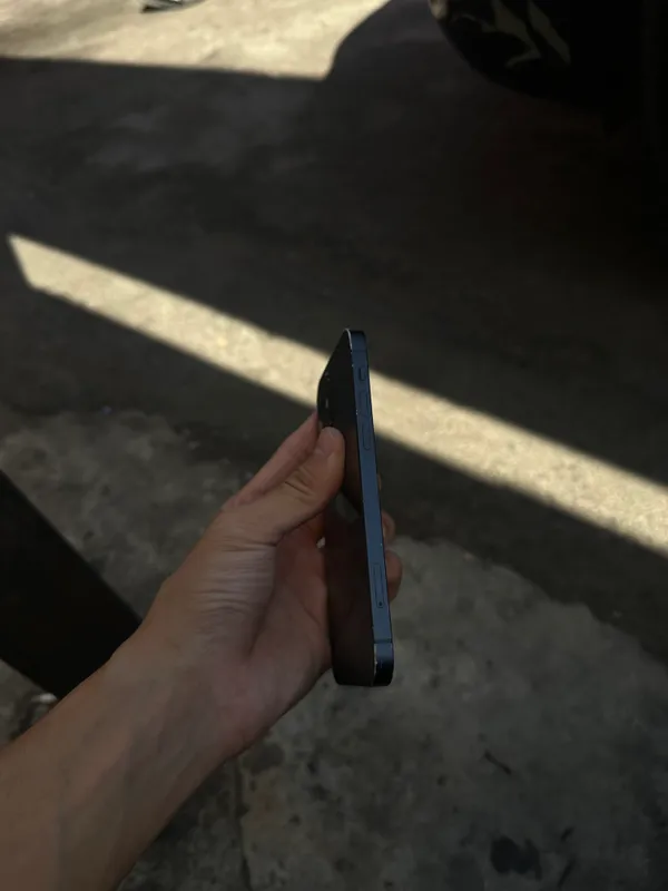 Iphone 12 3