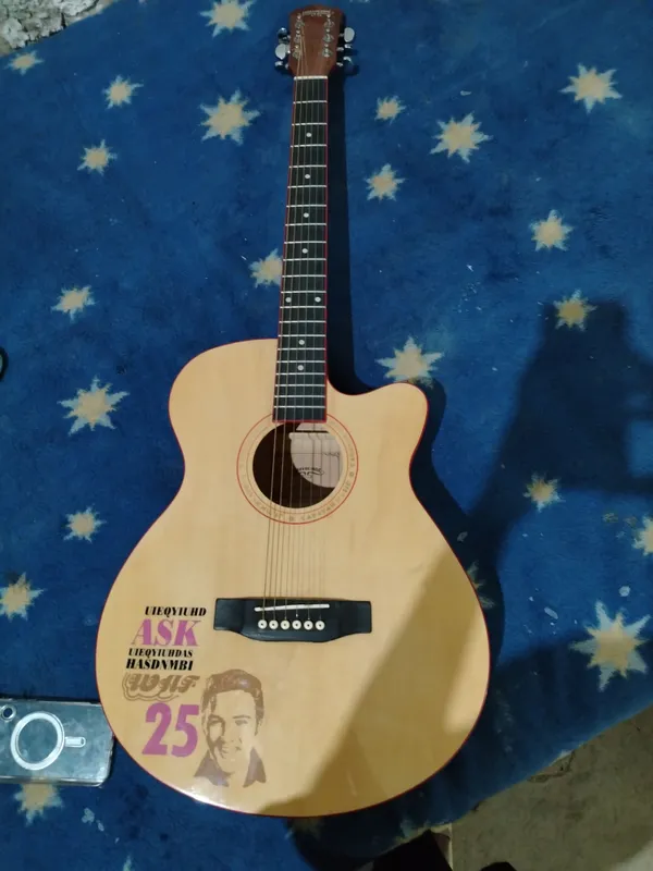 gitara sotiladi akustik