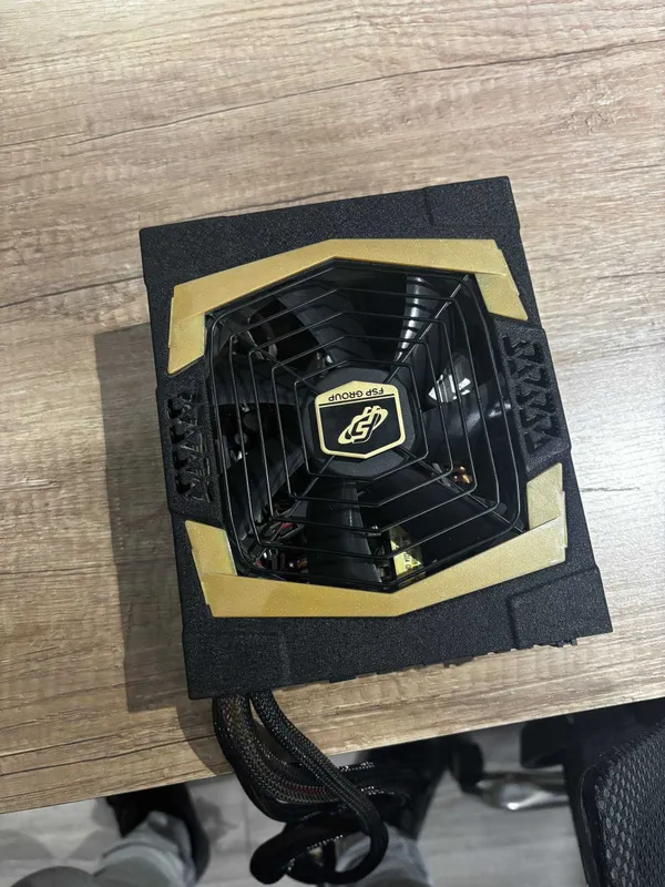 Блок питания FSP Aurum Pro 1200W 80+ Gold / AU-1200PROH 1