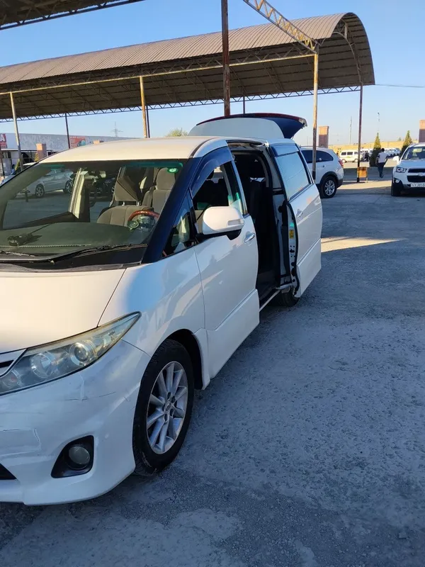 Продаётся Toyota Estima, состояние отличное 5 Продаётся Toyota Estima, состояние отличное 5