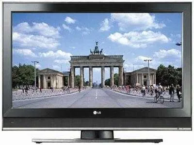 Жидкокристаллический LG 32LC4R телевизор