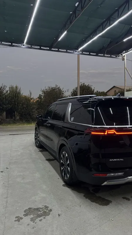 Kia Carnival 2023 yil salondan 2025 yil iyulda olingan egasi uzim 5 Kia Carnival 2023 yil salondan 2025 yil iyulda olingan egasi uzim 5