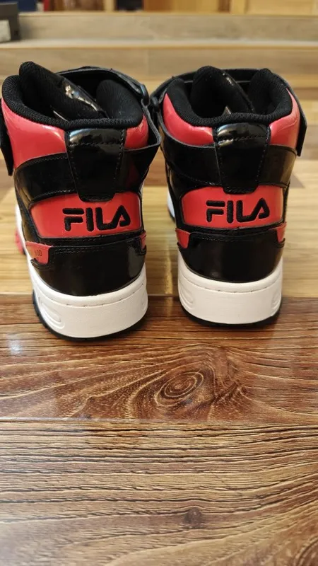 Баскетбольные кроссовки Fila со скидкой 2 Баскетбольные кроссовки Fila со скидкой 2