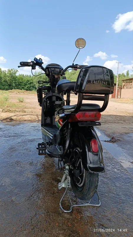 sukuter sotiladi sukuter sotiladi