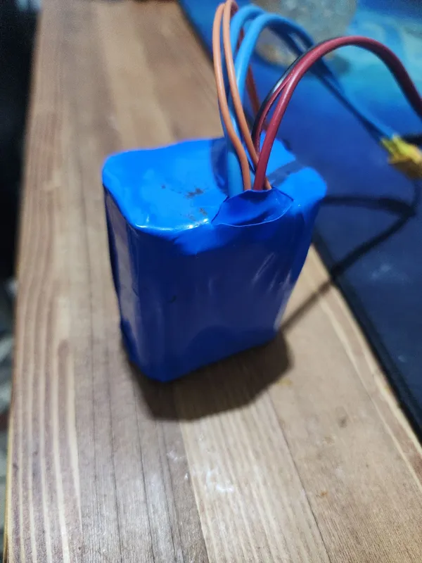 Батарейка на 12v