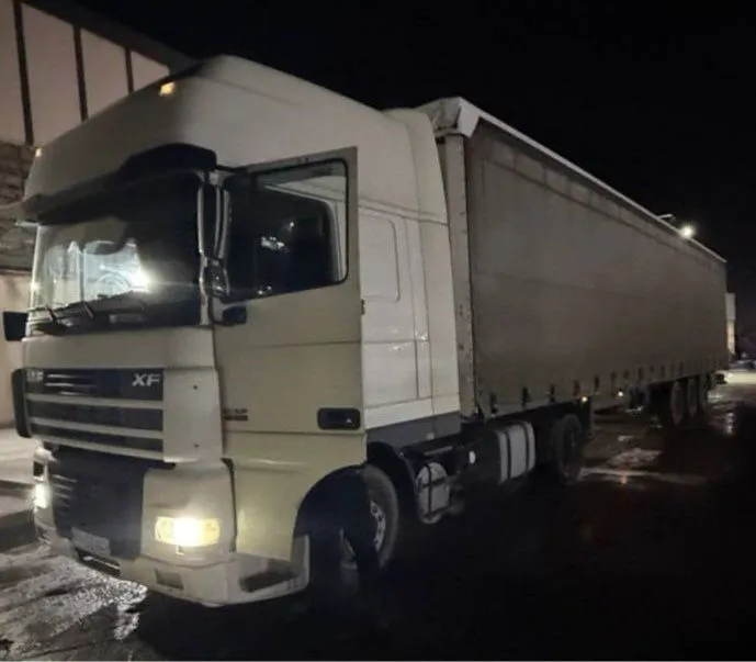 DAF 95XF460 EURO 3 + KRONE прицеп мега Сотилади — фото 1