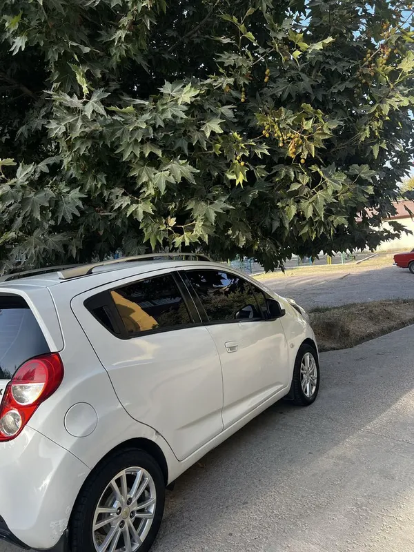 Spark 2012 chevrolet 2 Spark 2012 chevrolet 2