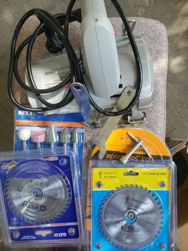 Дисковая пила CARONA CT-11001. Мощность 1600 Вт. 2 Дисковая пила CARONA CT-11001. Мощность 1600 Вт. 2