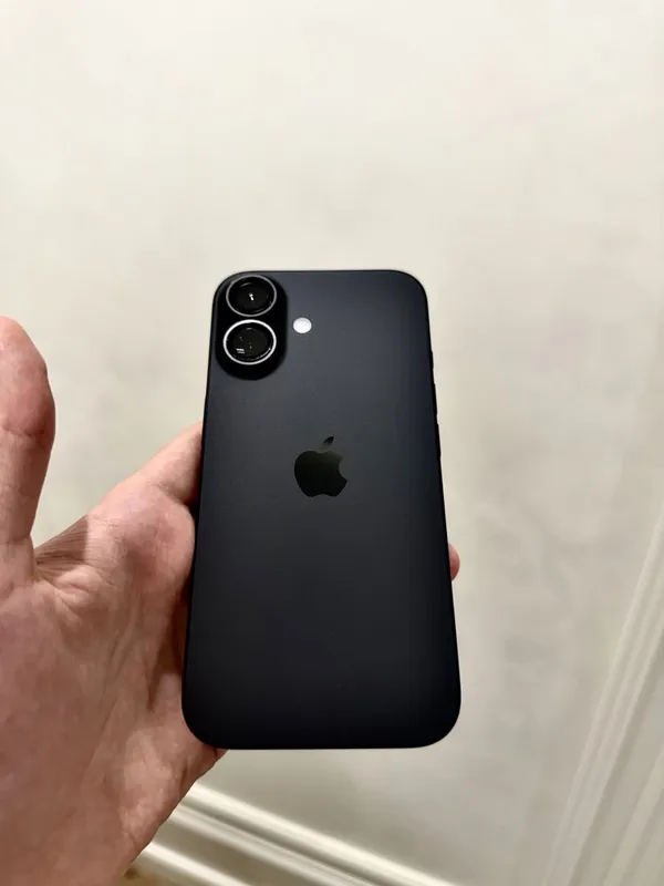 Срочно Iphone 16 128gb — фото 2