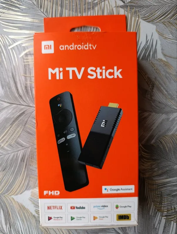 Смарт приставка MI TV Stick