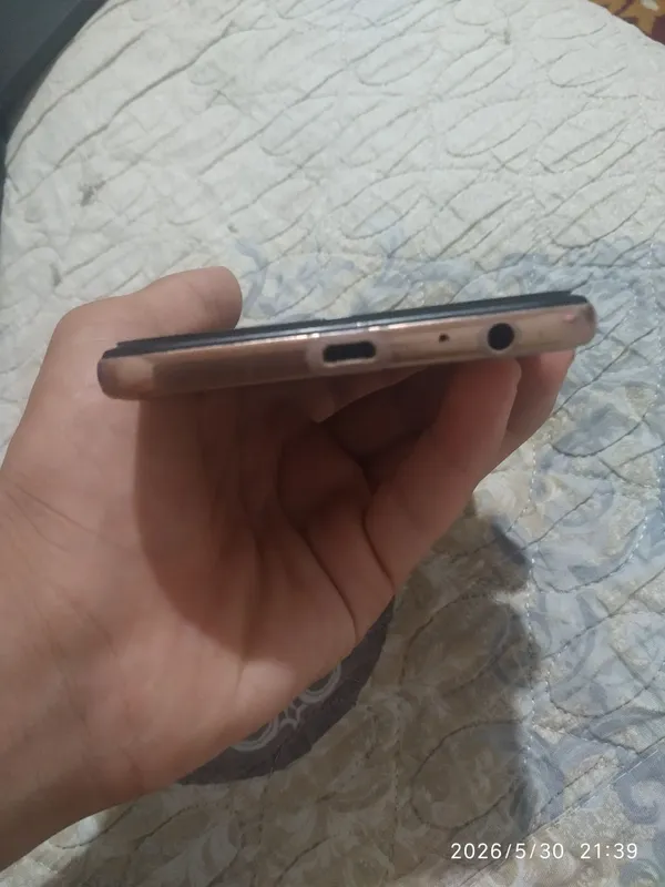 Samsung Galaxy J4+ — фото 5