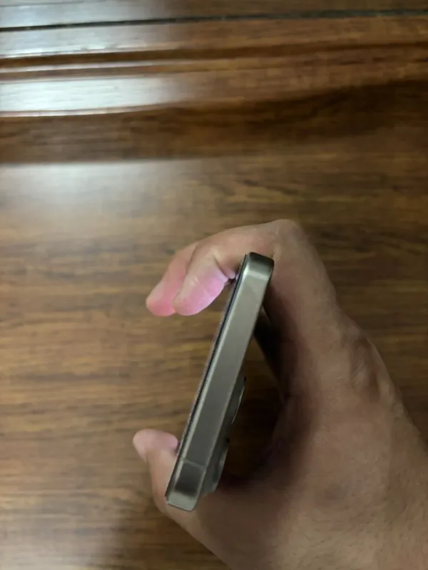 iPhone 15 Pro Max 256 GB 4 iPhone 15 Pro Max 256 GB 4