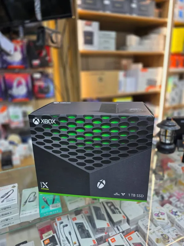 Xbox Series X - игровая приставка 1TB SSD Carbon Black
