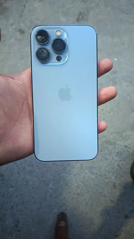 Apple 13 pro Apple 13 pro