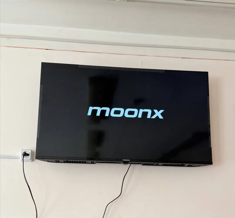 Moonx televizori. 1