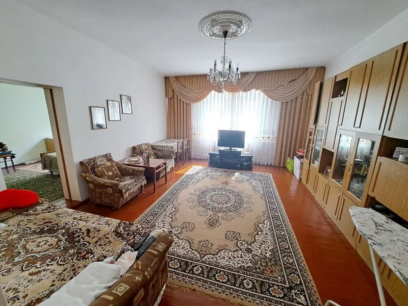Продаётся 1 этажный дом в Мирзо-Улугбекском районе — фото 3