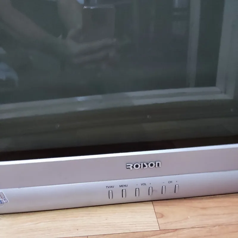 Телевизор ройсан 3 Телевизор ройсан 3