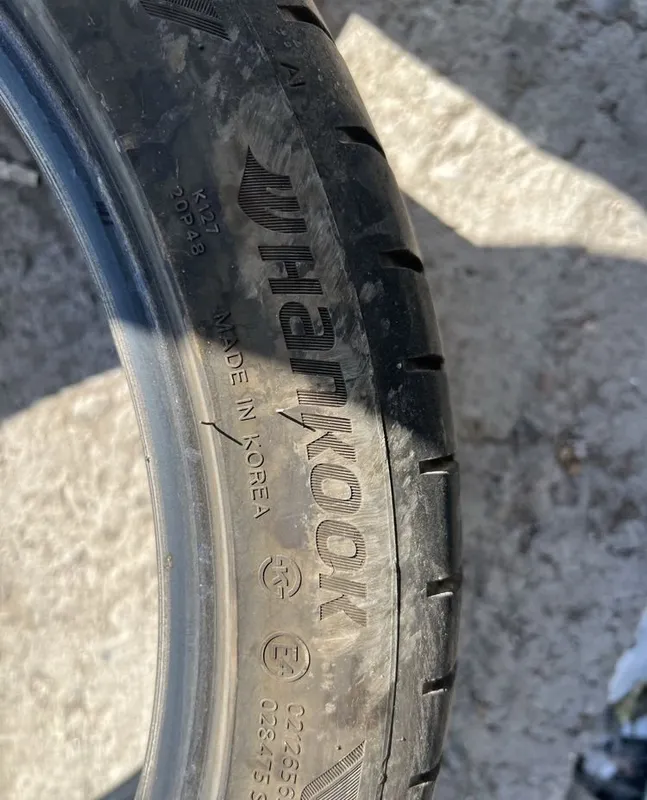 Hankook Ventus S1 245/40/19 3 Hankook Ventus S1 245/40/19 3