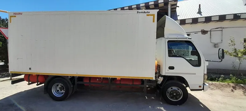 Isuzu sotiladi 2020 yil 2 Isuzu sotiladi 2020 yil 2