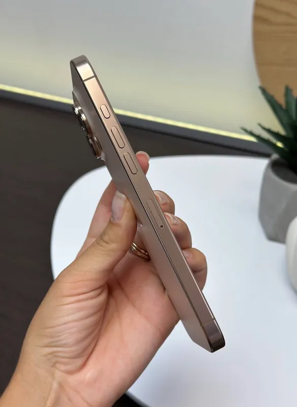 iPhone 16 ProMax 256Gb Desert, аккумулятор: 90% Договоримся 3