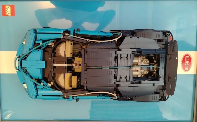 LEGO dan yasalgan (qol ishi) FERARI, BUGATTI, PORSCHE 2