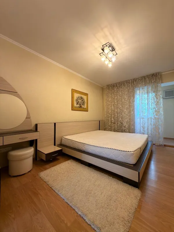 Продаётся 2-комнатная квартира, Мирабадский район (ориентир: ЦУМ) — фото 2