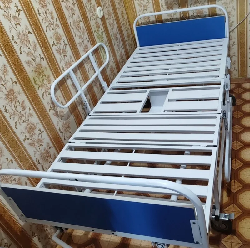 Ko'p funksiyalarga ega tibbiyot krovati. 2