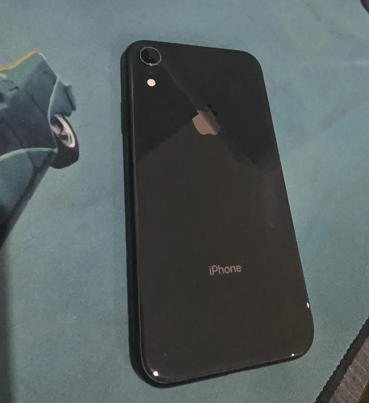 iPhone xr 64gb black iPhone xr 64gb black