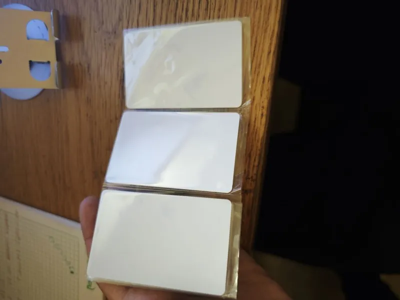 NFC vizitka uchun kartalar 1 NFC vizitka uchun kartalar 1
